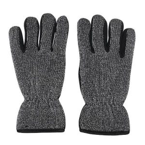 Mustat Heijastavat Magic-sormikkaat. Kuvattuna kämmenen päältä.